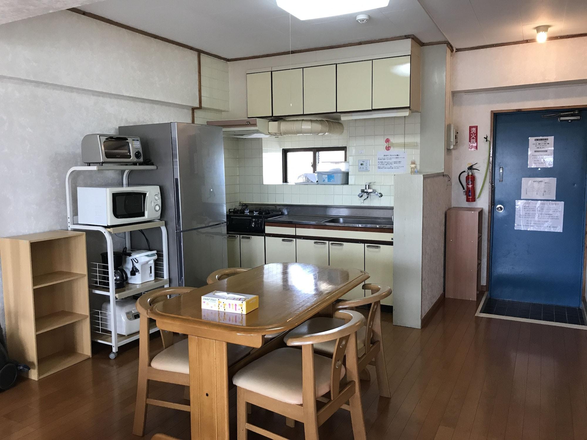 Weekly Harbourview Mansion Main Building Lägenhet Naha Exteriör bild