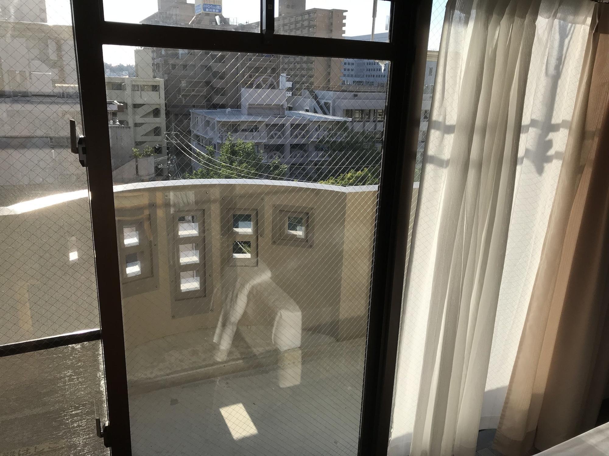 Weekly Harbourview Mansion Main Building Lägenhet Naha Exteriör bild